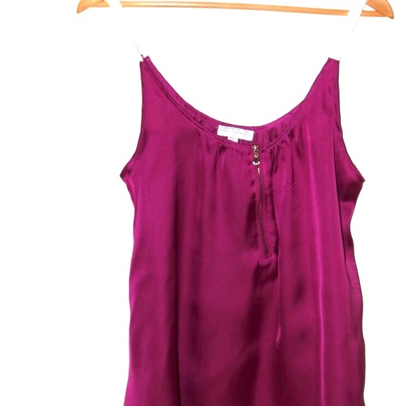 💚💚Set of 2 Tops💚💚 - Picture 3 of 3